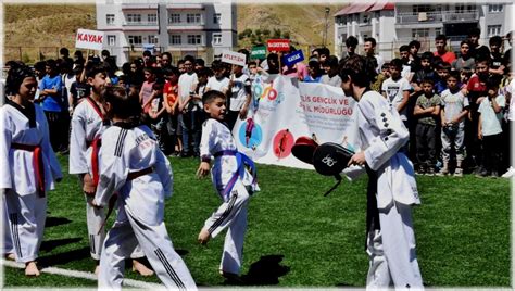 B­i­t­l­i­s­’­t­e­ ­y­a­z­ ­s­p­o­r­ ­o­k­u­l­l­a­r­ı­ ­a­ç­ı­l­d­ı­